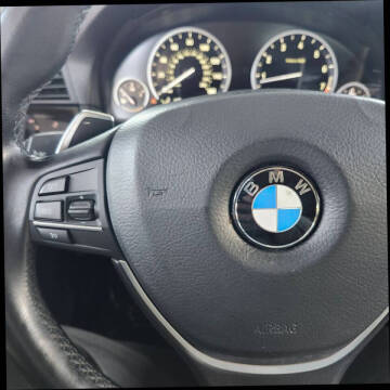 2016 BMW 5 Series 528i