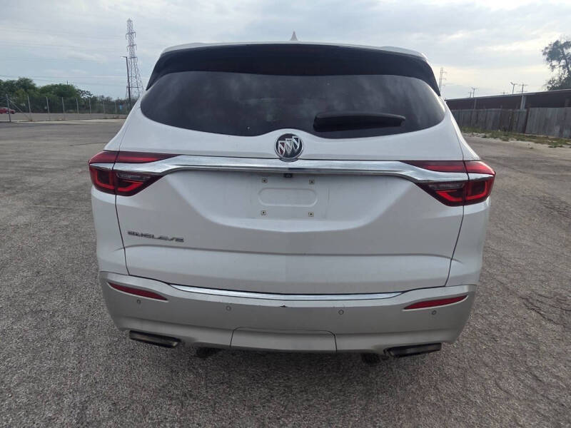 2021 Buick Enclave Essence