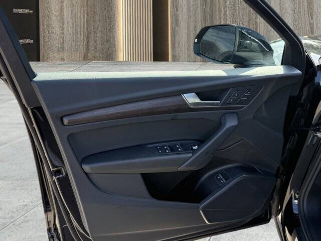 2024 Audi Q5 e quattro S line Premium 55 TFSI