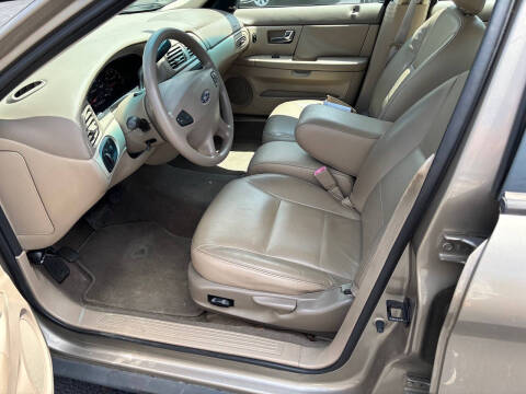 2003 Ford Taurus SES