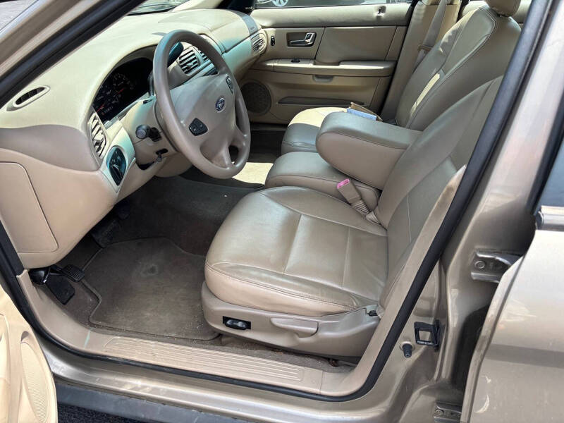 2003 Ford Taurus SES