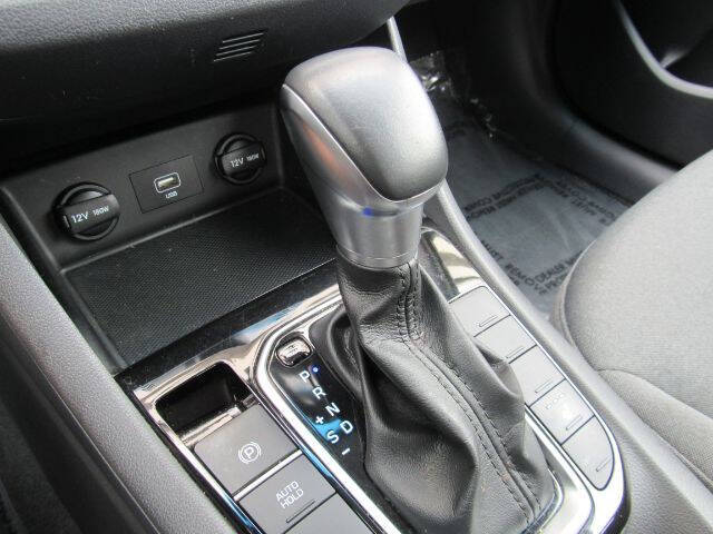 2022 Hyundai Ioniq Hybrid SE