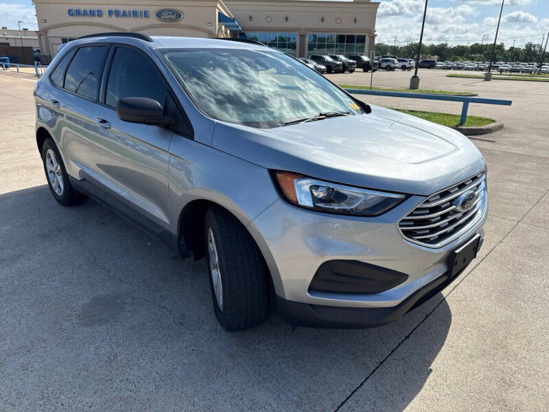 2020 Ford Edge SE