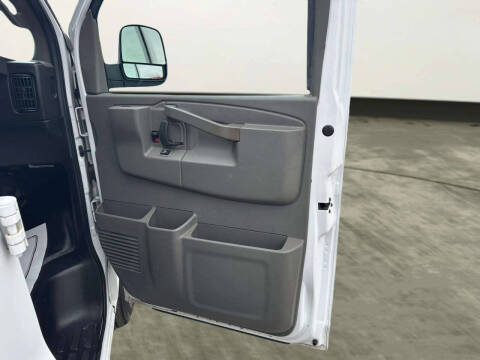 2020 Chevrolet Express 2500