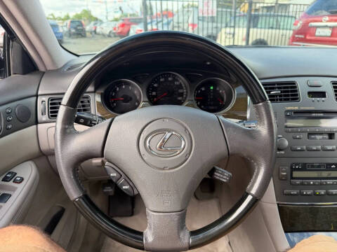 2004 Lexus ES 330