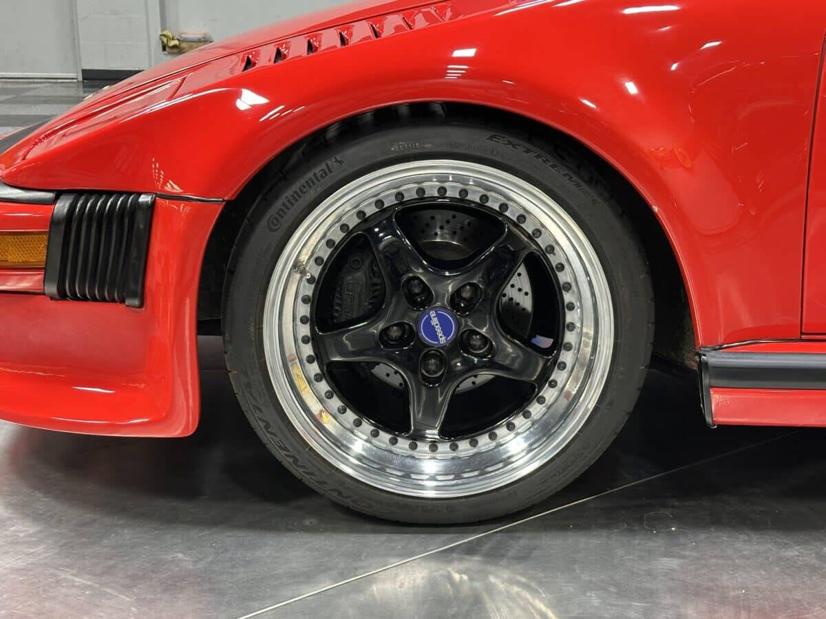 1985 Porsche 930 41