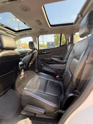 2017 GMC Acadia SLT-1