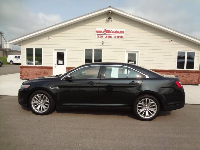 2014 Ford Taurus for sale at GIBB'S 10 SALES LLC in New York Mills MN