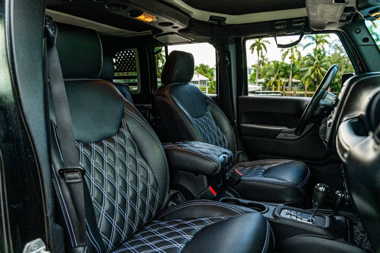 2015 JEEP Wrangler SUV / Crossover - $25,999