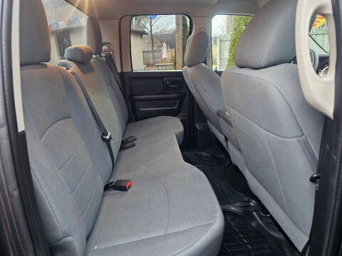 2016 RAM 1500 Express