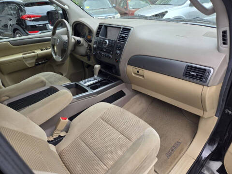 2012 Nissan Armada SV