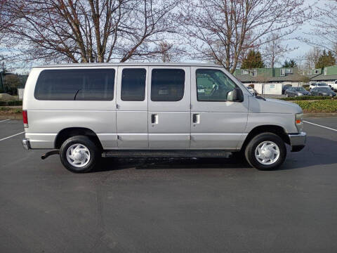 2009 Ford E-Series E-350 SD XLT