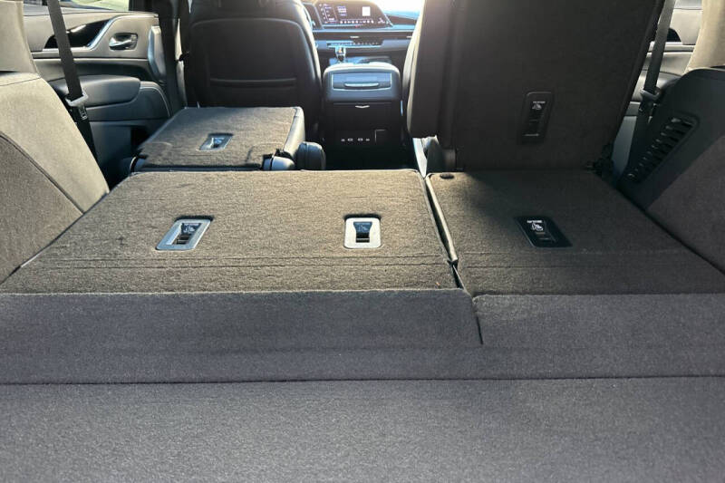 2023 Cadillac Escalade-V