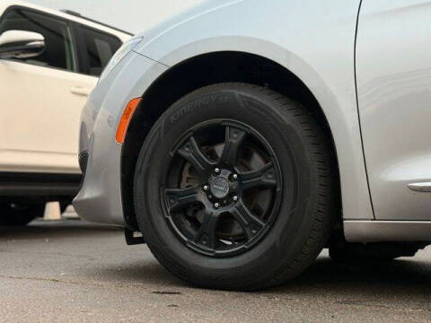 2019 Chrysler Pacifica Touring L