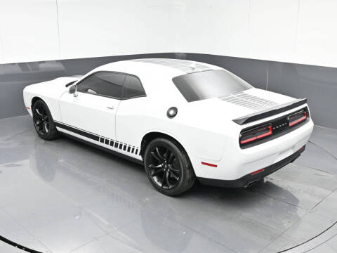 2017 Dodge Challenger SXT