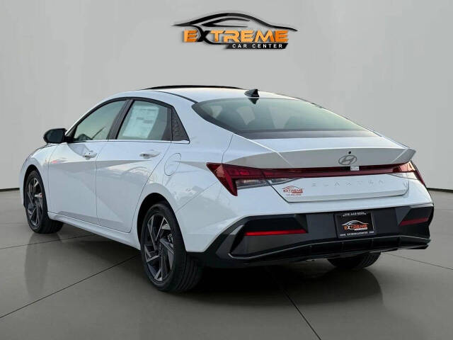 2024 Hyundai ELANTRA for sale at Extreme Car Center in Detroit, MI