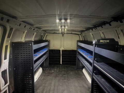 2022 Chevrolet Express 3500