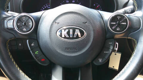 2016 Kia Soul +