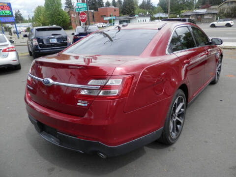2014 Ford Taurus SEL