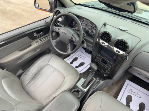 2004 GMC Envoy XUV SLT