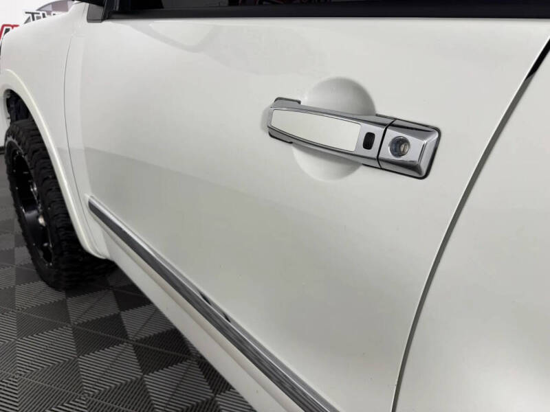 2013 Nissan Armada Platinum