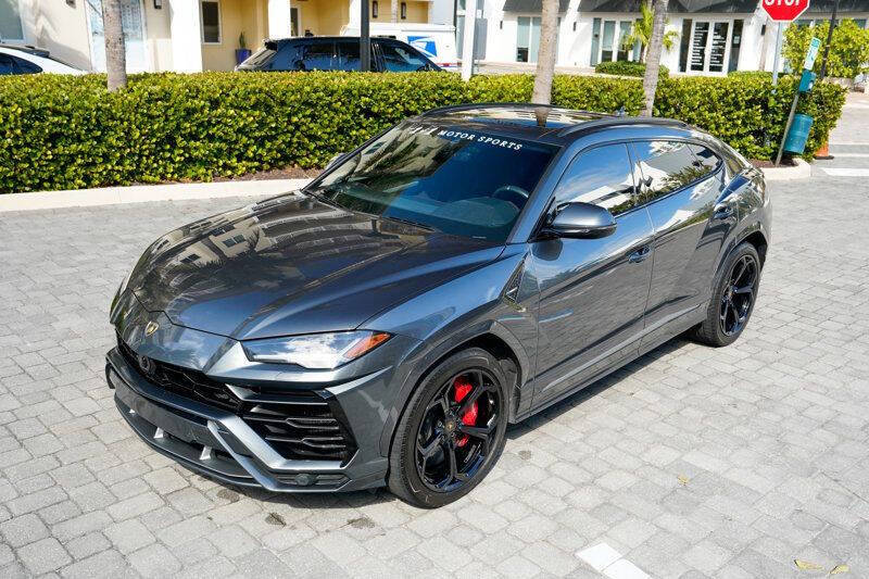 2019 Lamborghini Urus