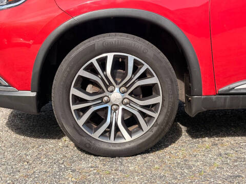 2017 Mitsubishi Outlander SE
