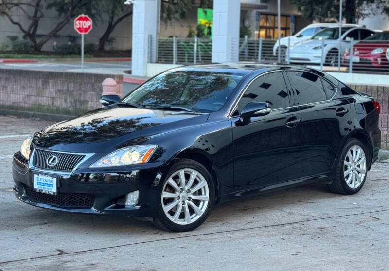 2009 Lexus IS 250's photo