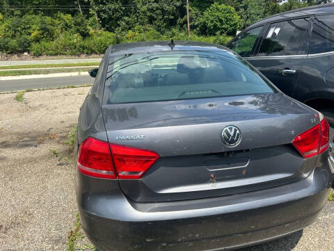 2012 Volkswagen Passat SE PZEV