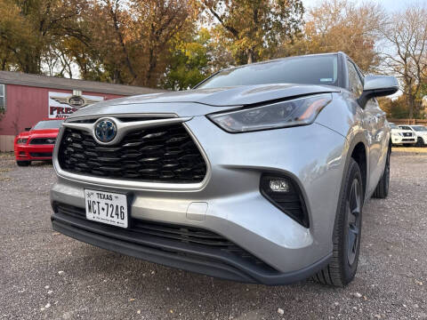 2021 Toyota Highlander Hybrid LE
