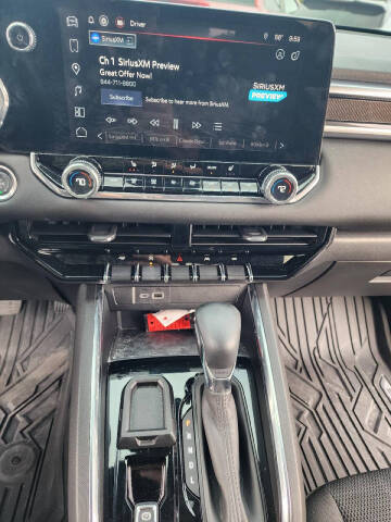 2024 GMC Canyon Elevation