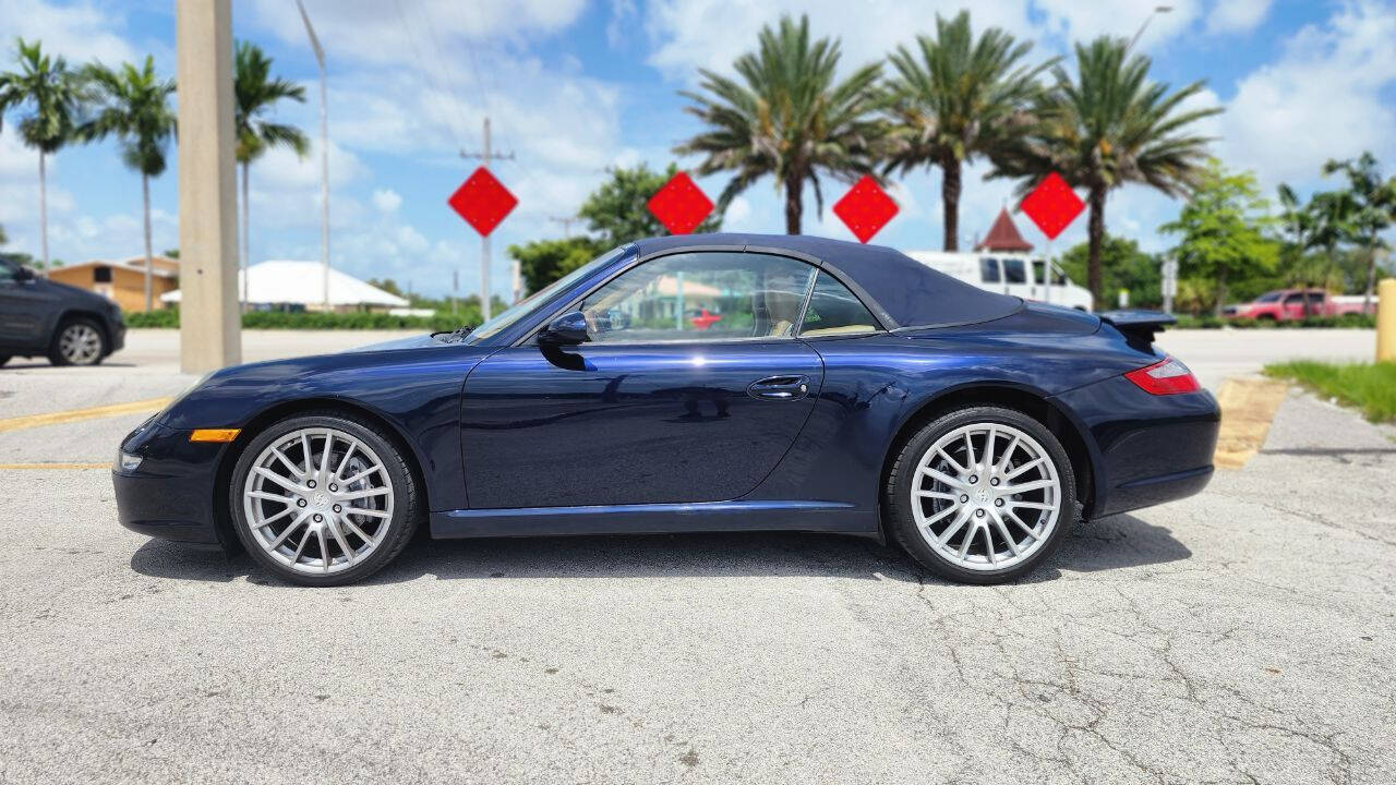 2006 PORSCHE 911 Convertible - $28,999