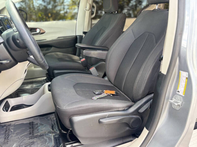 2019 Chrysler Pacifica L