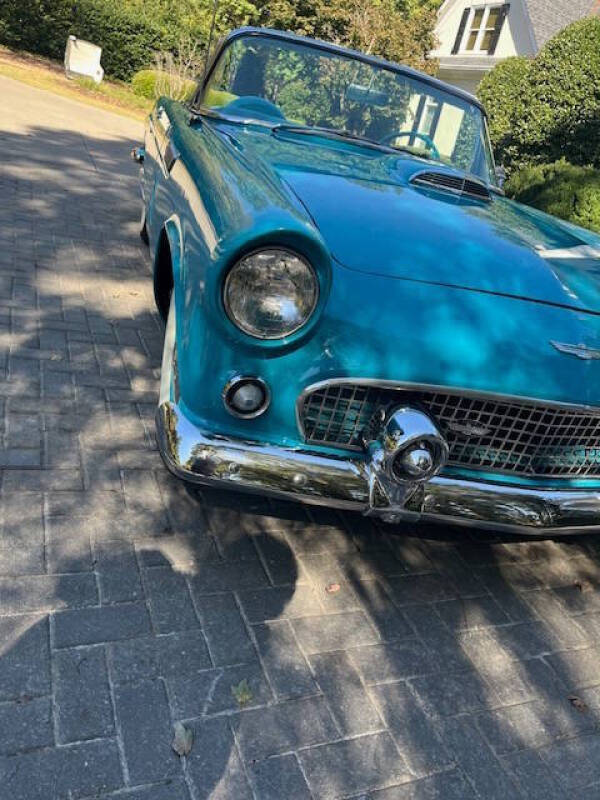 1956 Ford Thunderbird