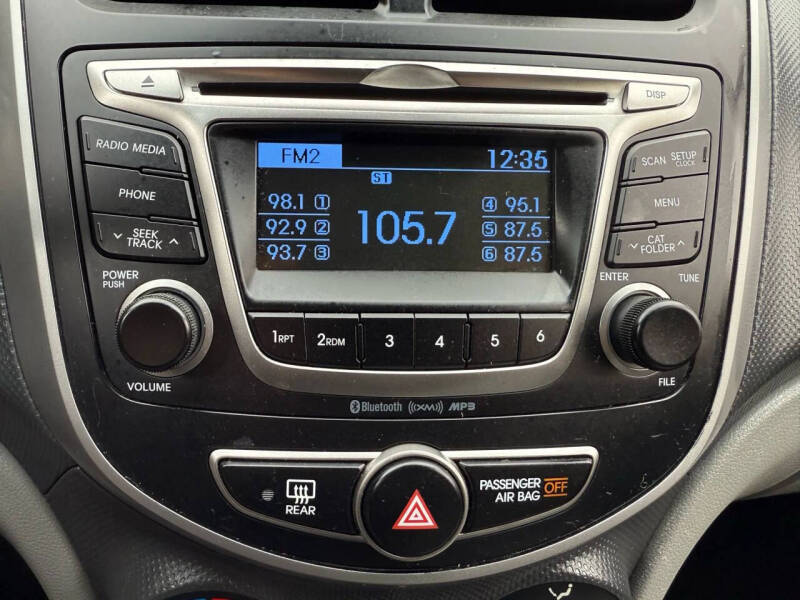 2017 Hyundai Accent Value Edition