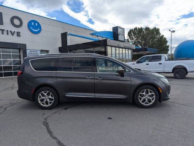 2020 Chrysler Pacifica for sale at Axio Auto Boise in Boise, ID