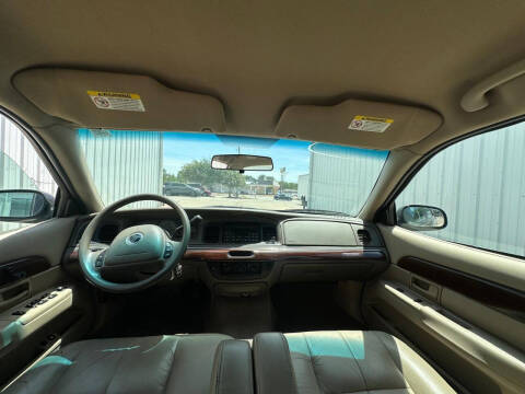 2003 Mercury Grand Marquis GS