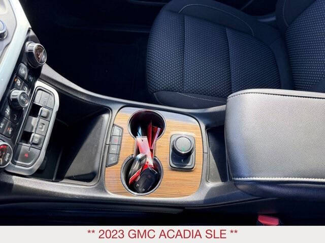 2023 GMC Acadia SLE