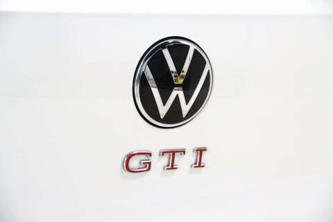 2022 Volkswagen Golf GTI SE