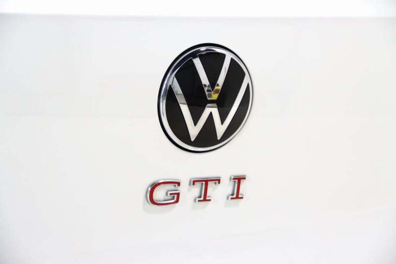 2022 Volkswagen Golf GTI SE