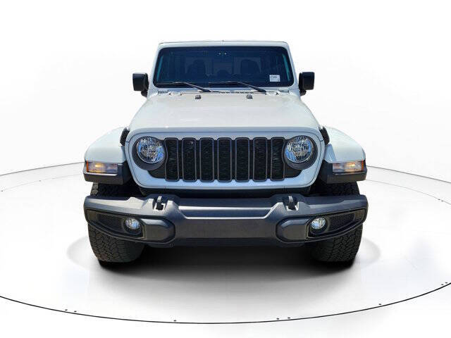 2025 Jeep Gladiator NightHawk