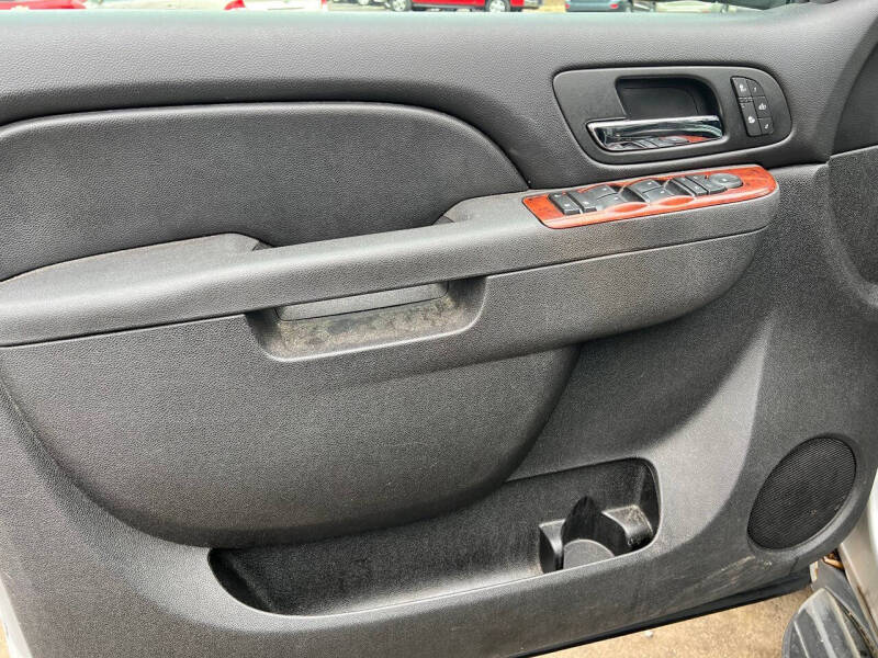 2012 GMC Yukon XL SLT