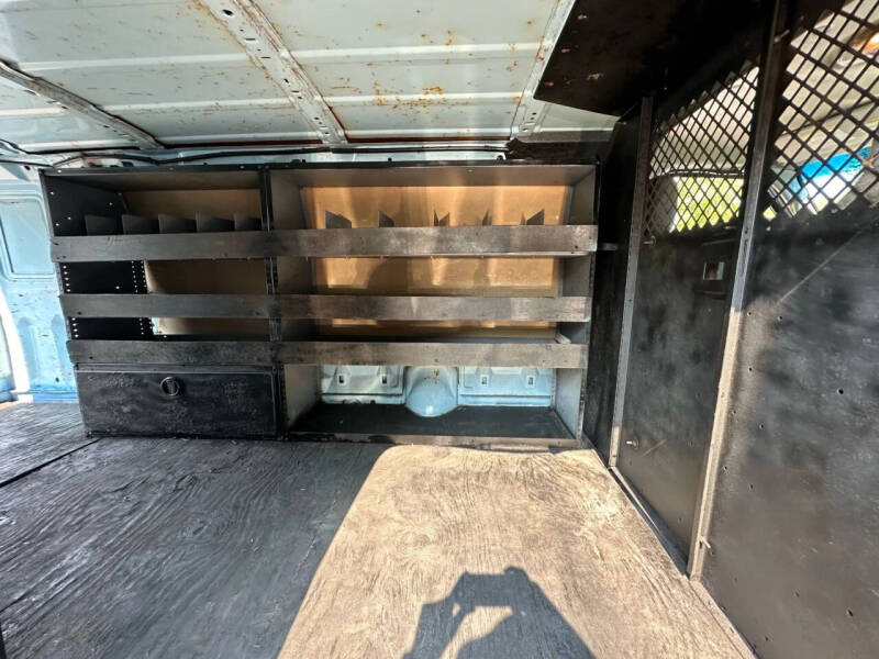 2013 Ford E-Series E-350 SD