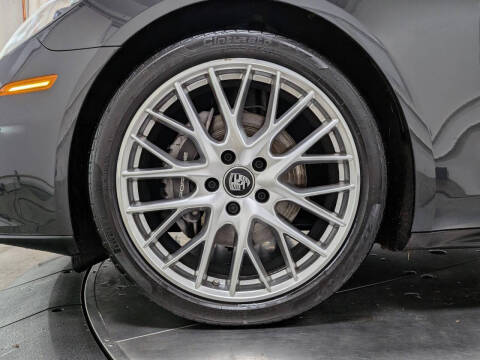 2022 Porsche Panamera 4