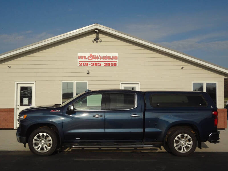 2023 Chevrolet Silverado 1500 LTZ's photo