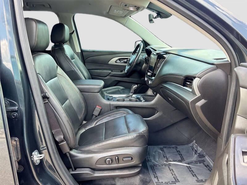 2020 Chevrolet Traverse RS