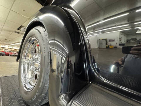 1935 Ford Deluxe