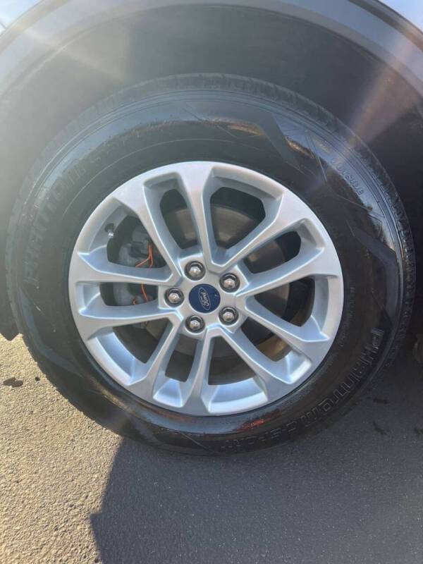 2022 Ford Escape SE