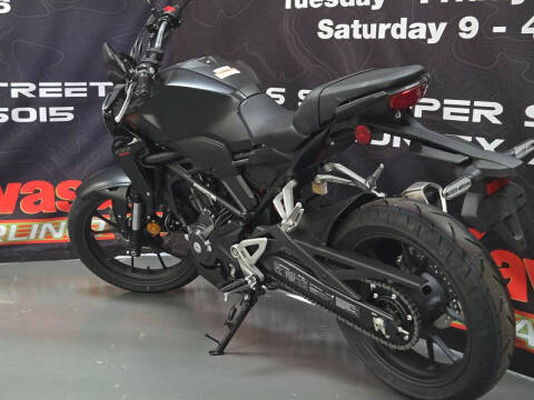 2025 Honda CB300R ABS