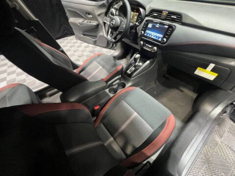 2025 Nissan Versa SR